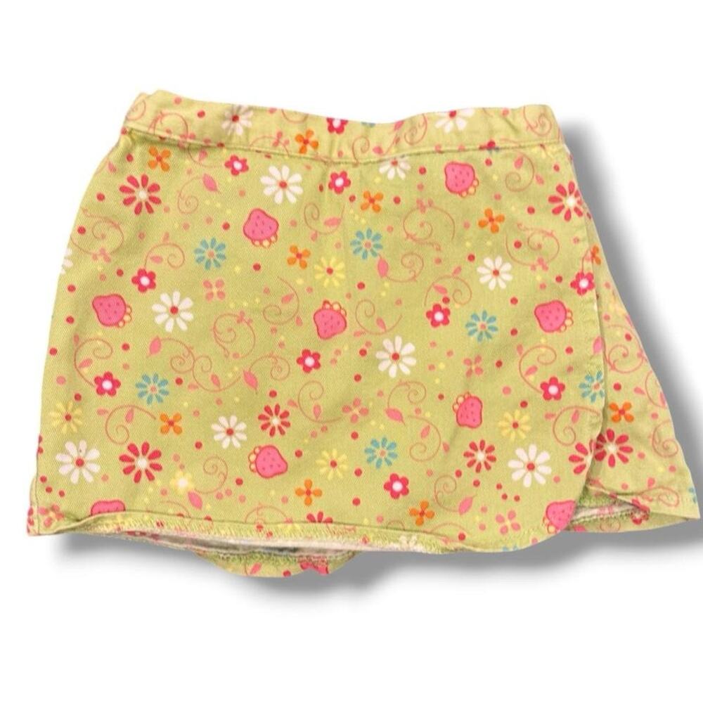 Strawberry shortcake green shorts with